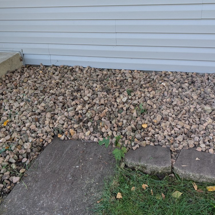 Lawn Care and Landscaping in Anoka, MN Lawn Care and Landscaping in Anoka, MN